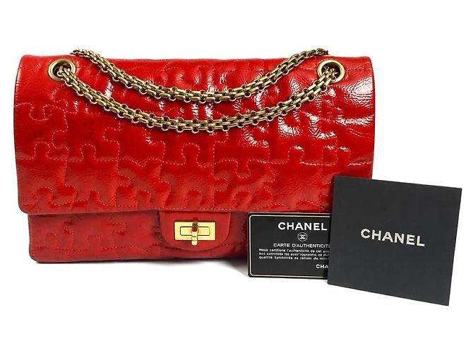 Mademoiselle Borsa Chanel 2.55 Reissue Medium Puzzle in pelle verniciata rossa Rosso - vista 2