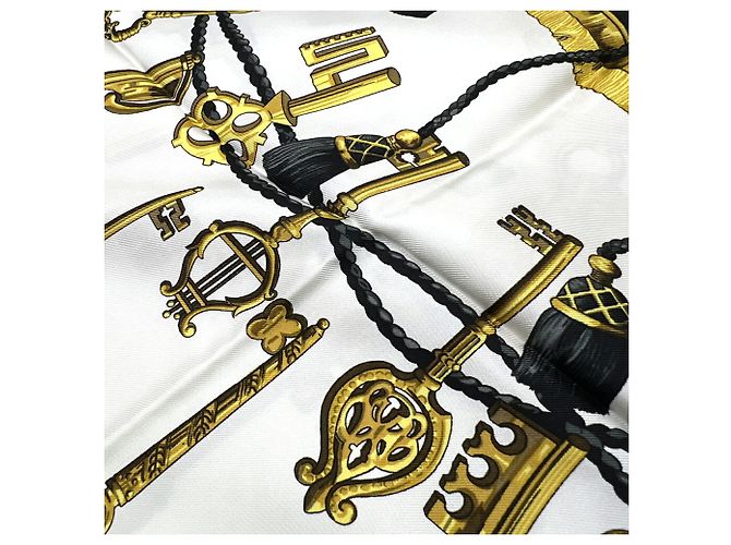Hermès HERMES Carre 90 Les Cles Schal Schlüssel-Motiv Schwarz Weiß Mehrfarben - Ansicht 2