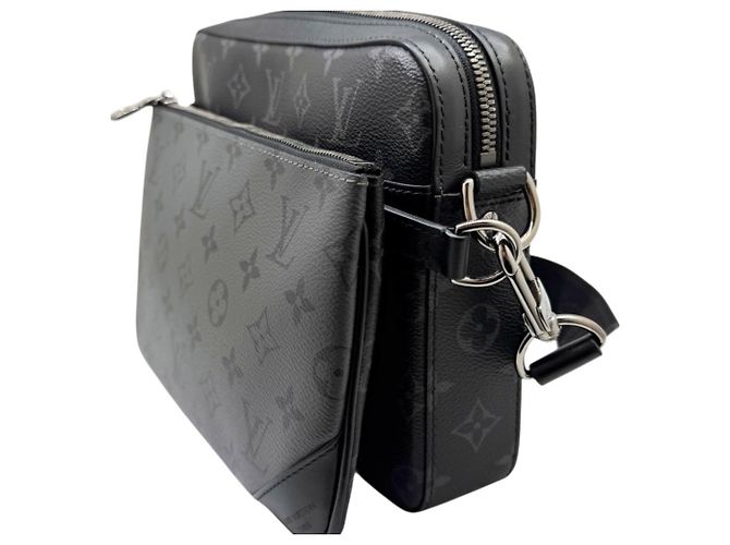 Bolso de hombro Louis Vuitton Monogram Eclipse Castaño Negro Monograma - vista 4