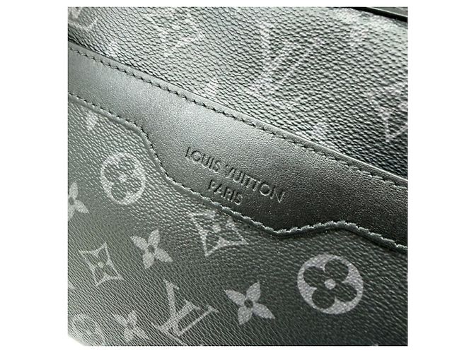 Bolso de hombro Louis Vuitton Monogram Eclipse Castaño Negro Monograma - vista 8