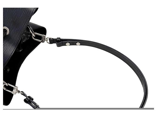 Néonoé Borsa a tracolla Louis Vuitton NeoNoe Epi Nero - vista 10