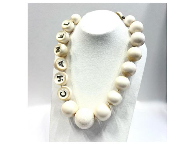 Collana a Sfere Logo Vintage Chanel Bianco - vista 8
