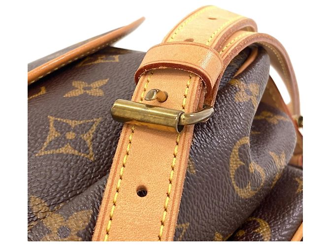 Louis Vuitton M40710 Saumur MM Shoulder Bag Monogramma - vista 17