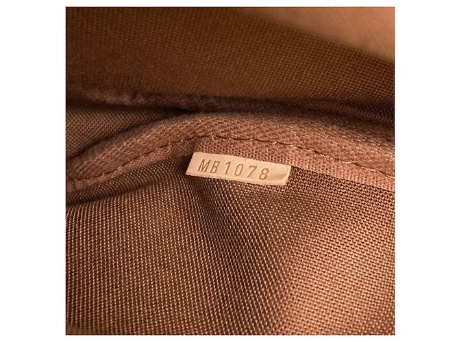 Louis Vuitton M40710 Saumur MM Shoulder Bag Monogramma - vista 8