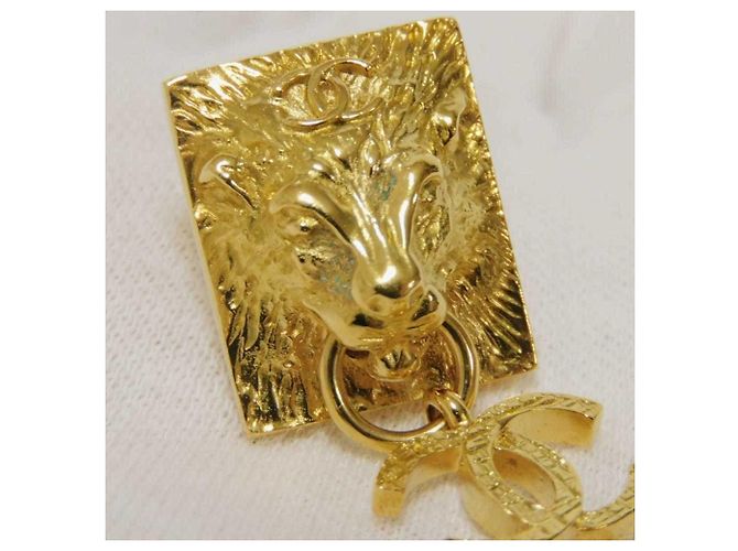 Orecchini a lobo Chanel Gold Lion Square Coco Mark Swing Drop D'oro - vista 10