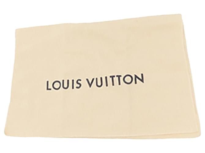 Louis Vuitton Black Monogram Eclipse Voyager PM Nero - vista 14