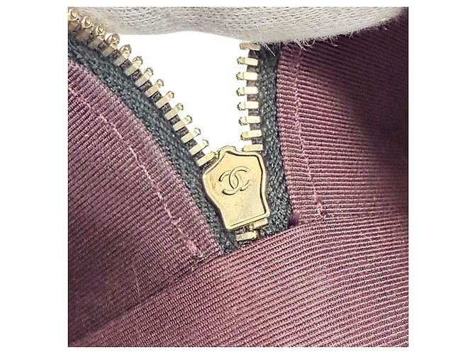 Portacellulare Chanel Black CC Quilted Caviar con catena Nero - vista 11