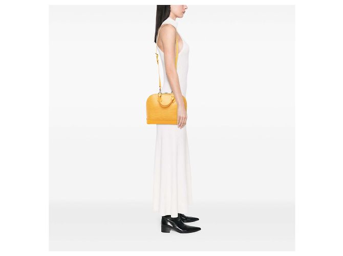 Louis Vuitton Yellow Epi Alma PM Giallo - vista 6