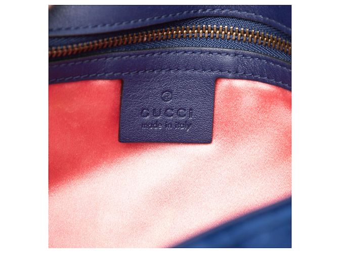 Borsa a tracolla Gucci GG Marmont Matelassé in velluto blu Medium Blu scuro - vista 5