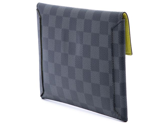Louis Vuitton Black Damier Graphite Alpha Pochette MM Nero - vista 2
