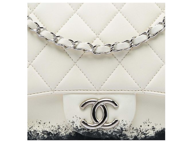 Chanel White Large Quilted Lambskin Blizzard Zip Top Flap Bianco Crudo - vista 5