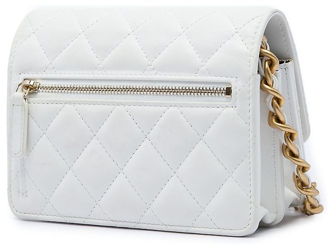 Clutch Chanel em pele de cordeiro acolchoada branca com Candy Chain Branco - vista 2
