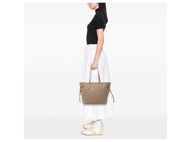 Louis Vuitton Beige Monogram Giant Empreinte Neverfull MM - vista 6