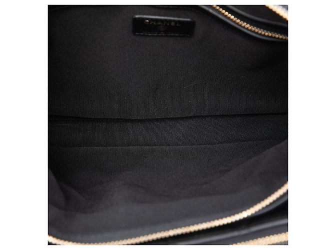 Chanel Black CC Quilted Lambskin Double Zip Crossbody Nero - vista 4