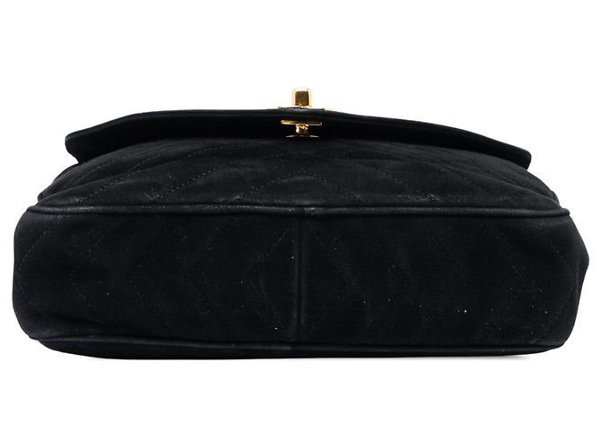 Bolsa Camera Chanel em camurça acolchoada preta com tassel CC Preto - vista 3