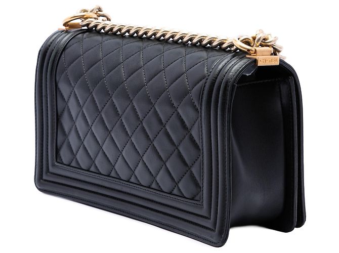 Chanel Black Old Medium Quilted Lambskin Boy Flap Nero - vista 2