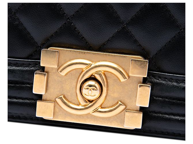 Chanel Black Old Medium Quilted Lambskin Boy Flap Nero - vista 5