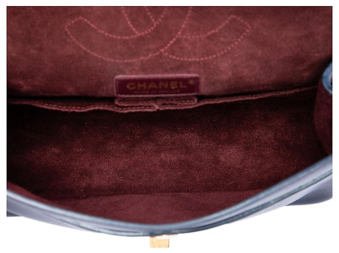 Chanel Blue Calfskin Reissue 2.55 Medallion Nude Double Flap 225 Azul Azul marinho - vista 4