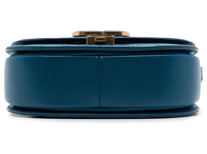 Chanel Blue Small Shiny Calfskin and Quilted Goatskin Coco Curve Flap - vista 3