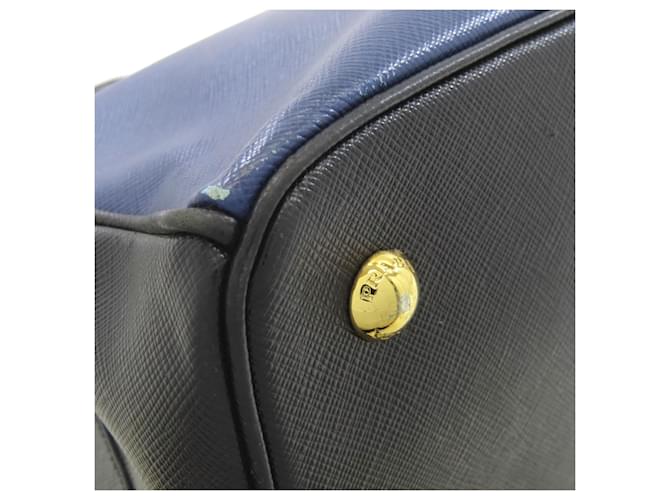 Borsa Tote 2-Way Prada Saffiano Triangle Nero Blu - vista 21