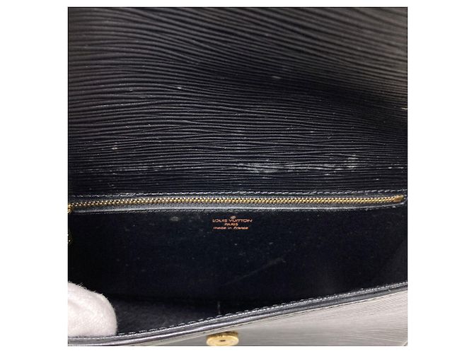 Borsa a tracolla Louis Vuitton Saint Cloud Nero - vista 8