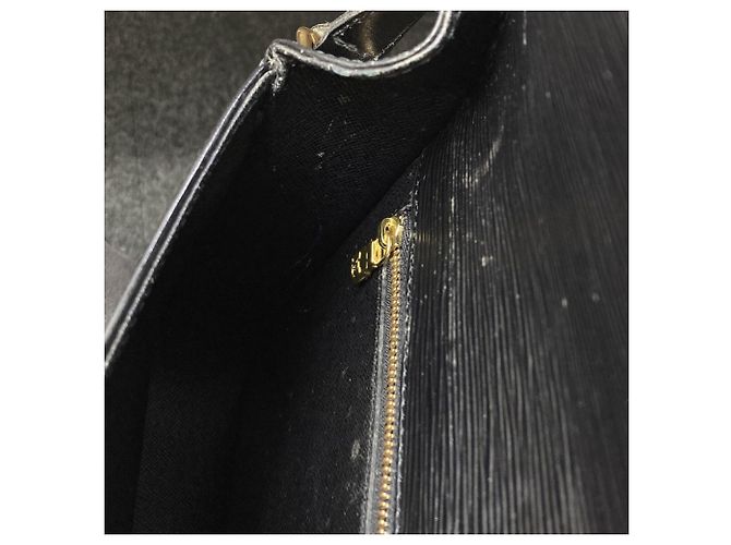 Borsa a tracolla Louis Vuitton Saint Cloud Nero - vista 9