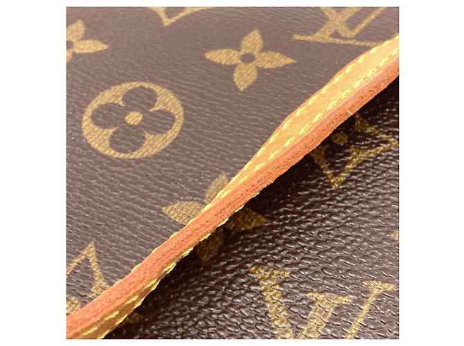 Louis Vuitton M51276 Trocadero 24 Shoulder Bag Monogramma - vista 12