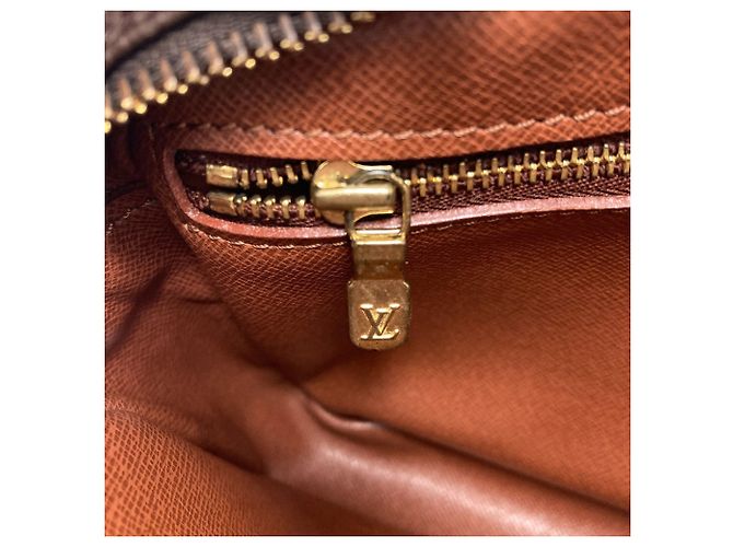 Louis Vuitton M51276 Trocadero 24 Shoulder Bag Monogramma - vista 8