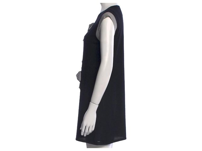 Chanel schwarzes Strickkleid mit Schleifen und Kette Weiß - Ansicht 4