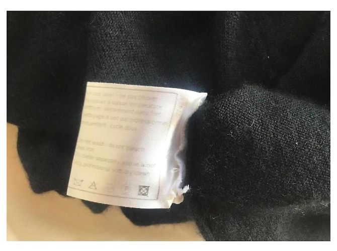 Chanel schwarzes Strickkleid mit Schleifen und Kette Weiß - Ansicht 8