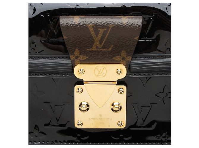 Borsa a tracolla Louis Vuitton Monogram Epi Vernis Wynwood Nero - vista 10