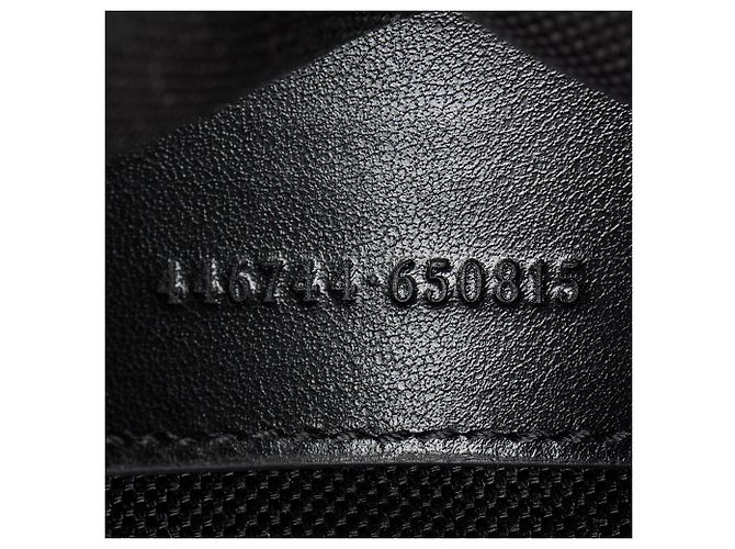 Borsa a patta piccola GG Marmont monocromatica in pelle matelassé Gucci Nero - vista 6