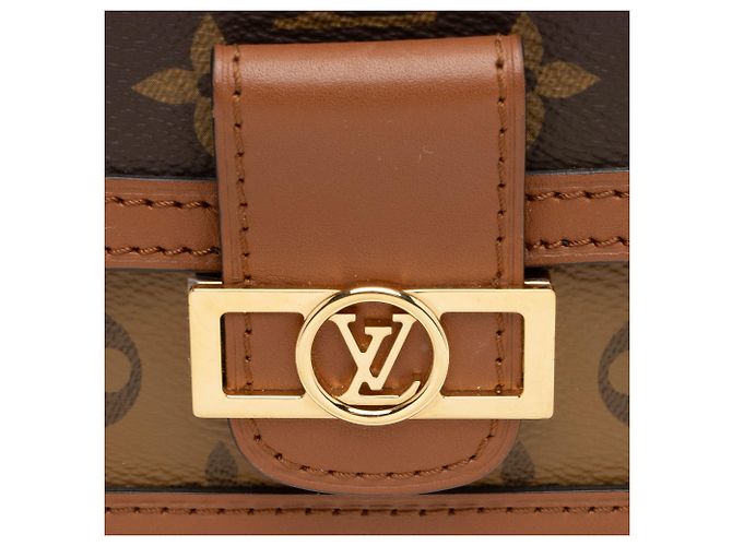 Borsello da cintura Louis Vuitton Reverse Monogram Dauphine Bumbag BB Marrone - vista 9