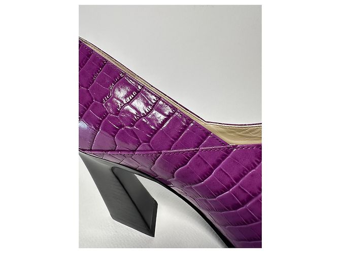 Bottega Veneta Lewis Pumps Krokodil-Optik Beetroot Größe 40 Lila - Ansicht 15