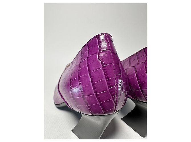 Bottega Veneta Lewis Pumps Krokodil-Optik Beetroot Größe 40 Lila - Ansicht 7