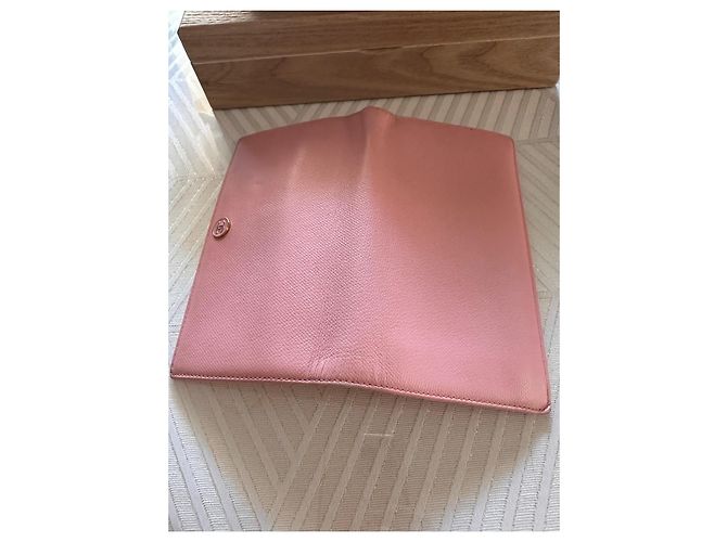Cartera Larga Chanel de Cuero Caviar Rosa - vista 3