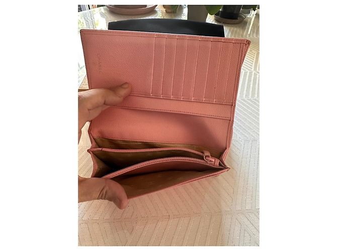 Cartera Larga Chanel de Cuero Caviar Rosa - vista 4