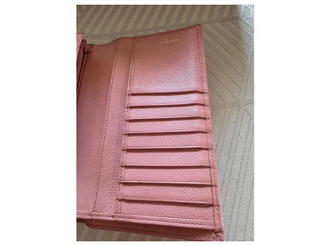 Cartera Larga Chanel de Cuero Caviar Rosa - vista 5
