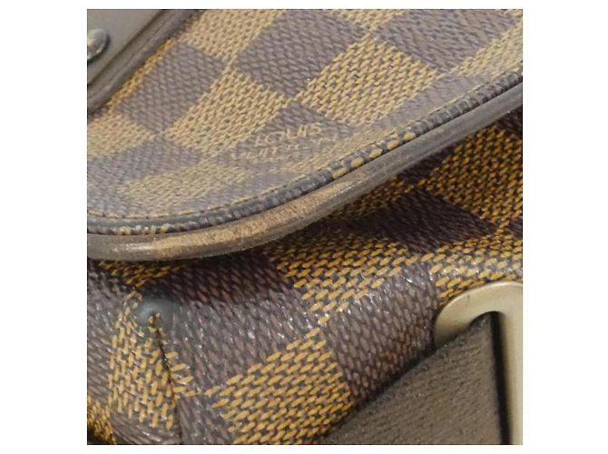 Borsa a tracolla Louis Vuitton Brooklyn Damier Marrone - vista 4