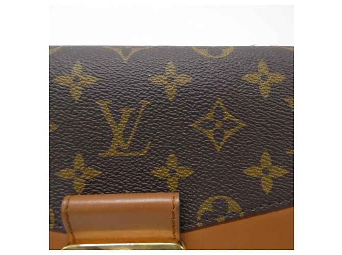 Louis Vuitton Monogram Shoulder Bag Brown - view 4