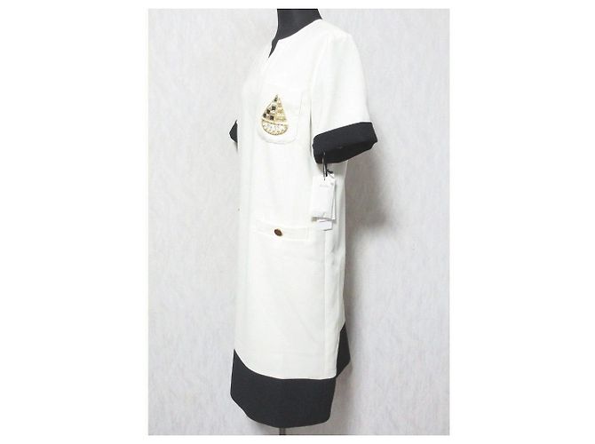 Autre Marque Grace Class Bijou Emblem Kleid Beige - Ansicht 3