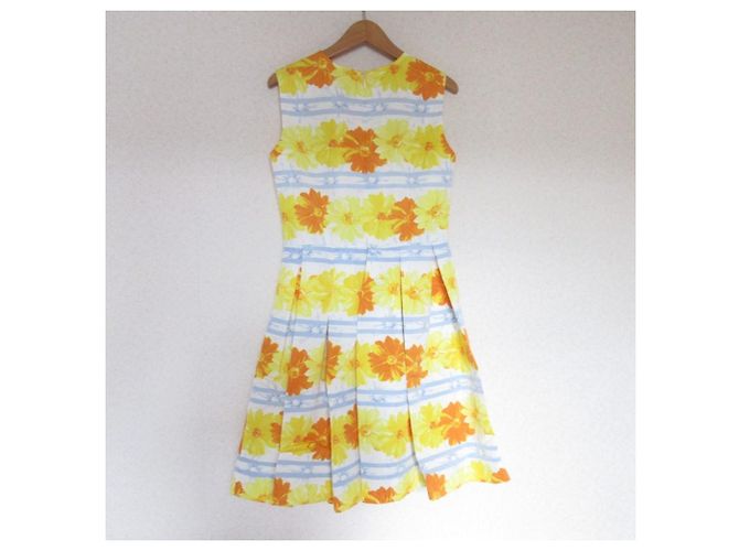 Autre Marque Vestido com Estampa Floral Chesty Amarelo Azul claro - vista 2