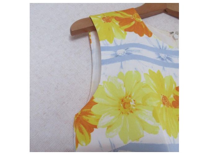 Autre Marque Vestido com Estampa Floral Chesty Amarelo Azul claro - vista 4