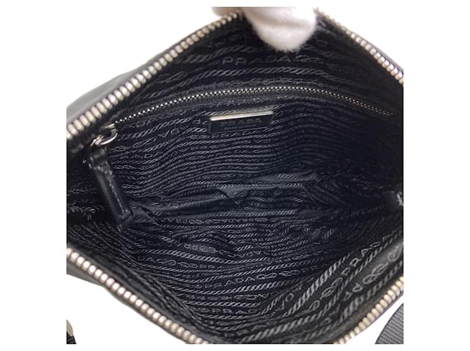 Borsa a tracolla Prada in nylon nero - vista 5