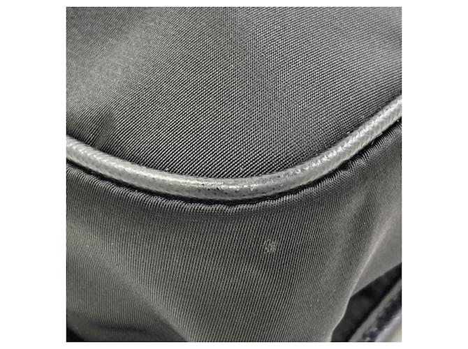 Borsa a tracolla Prada VA0951 Logo Hardware Nero - vista 11