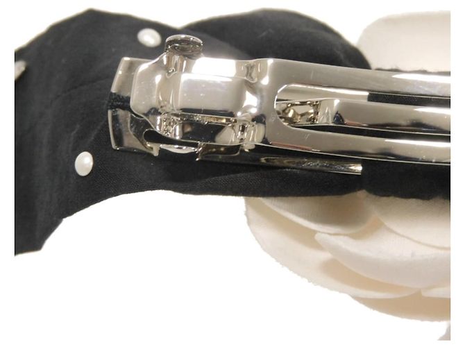 Fermi capelli con nastro Camélia Chanel Nero Bianco - vista 9