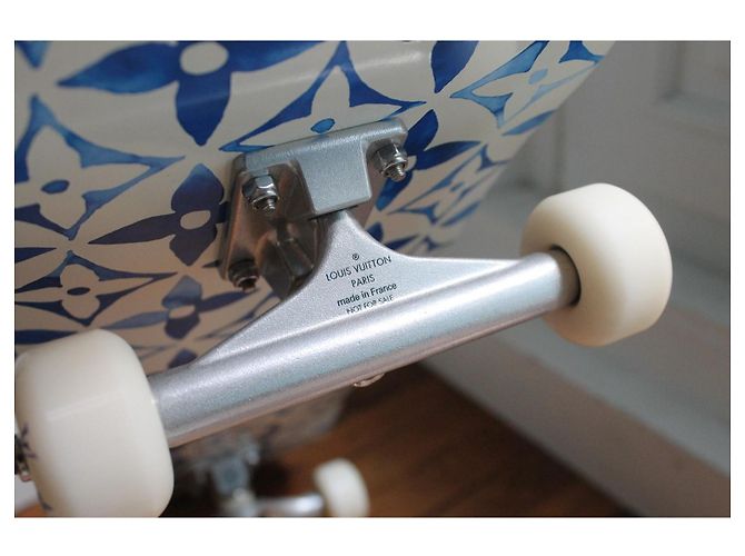 Louis Vuitton Monogram Limited Edition Skateboard - Blue & White - view 9