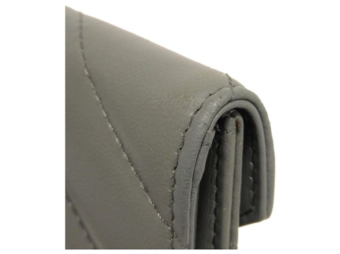 Cartera bi-fold Chanel en piel de cordero gris Castaño - vista 14
