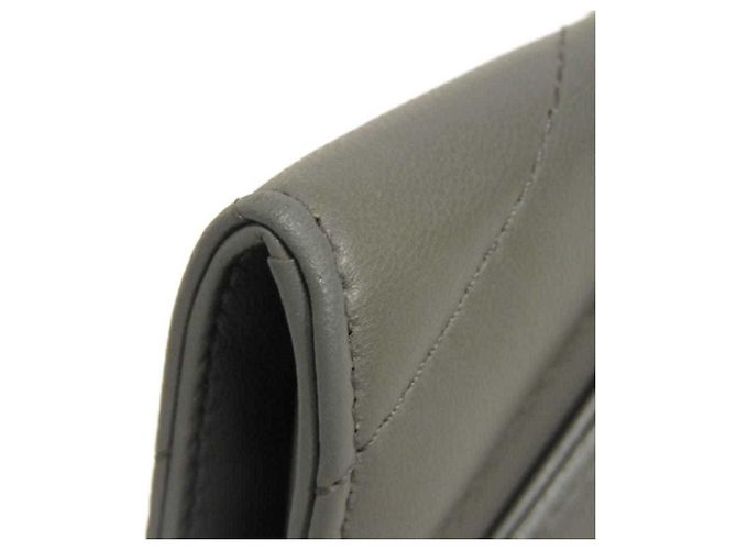 Cartera bi-fold Chanel en piel de cordero gris Castaño - vista 17
