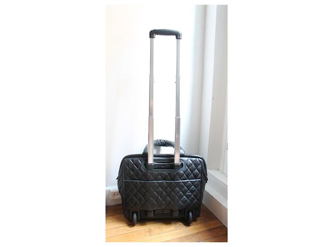 Chanel Trolley Cocoon in pelle d'agnello nera matelassé Nero - vista 7